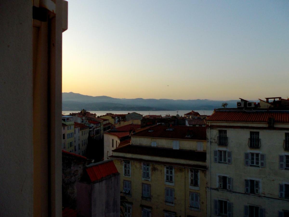 Апартаменты Le Pigeonnier Ajaccio Аяччо Экстерьер фото